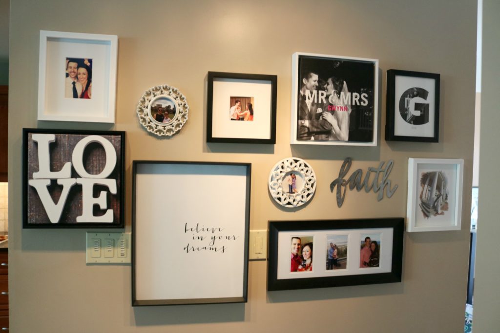 How to make a gallery wall - with Shutterfly - How to Master your Gallery Walls with Shutterfly by popular Philadelphia style blogger Coming Up Roses