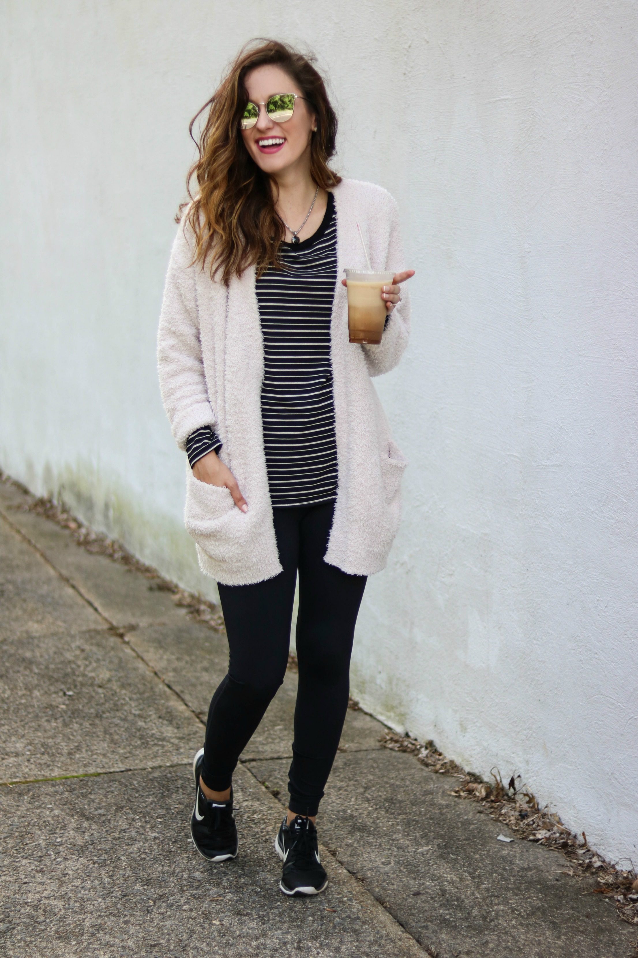 1 Thing, 3 Ways: Barefoot Dreams Cardigan. Philadelphia style blogger, Erica of Coming Up Roses, styles this on sale Barefoot Dreams Cardigan three different ways for transitioning to fall. Grab it while it's still on sale and in stock!