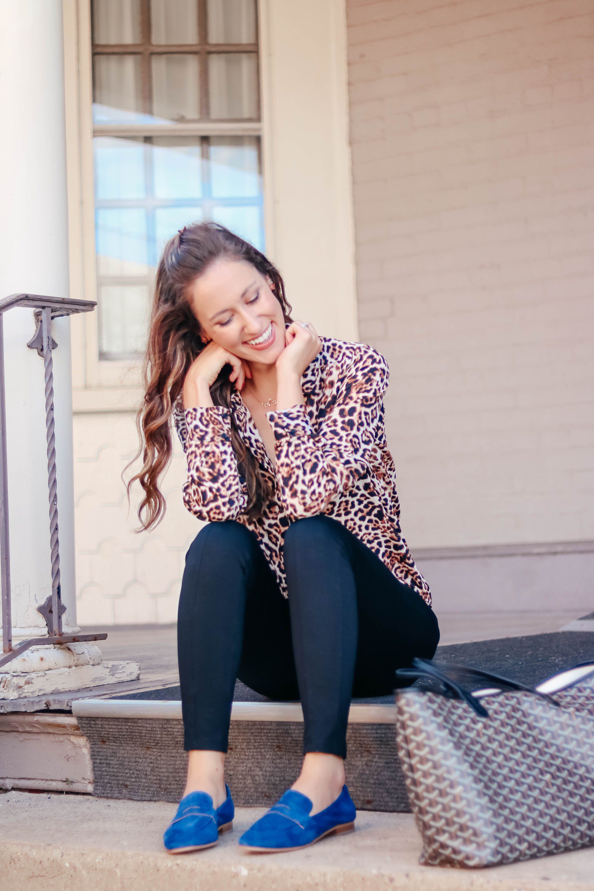From Desk to Drinks: The perfect Leopard Blouse to go from Work to Weekend! - Workwear outfit on Coming Up Roses