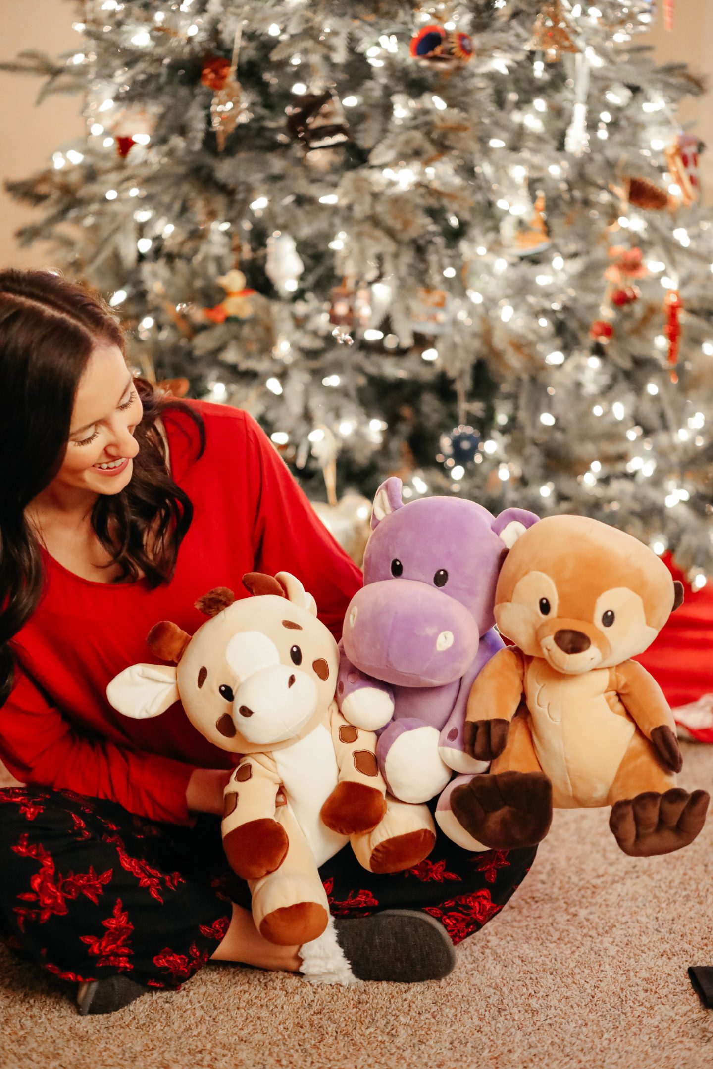 Huggable stuffed animals for kids - Cool Sh*t I Lovelovelove - MONTHLY FAVORITES on Coming Up Roses, where everything is a giftable!