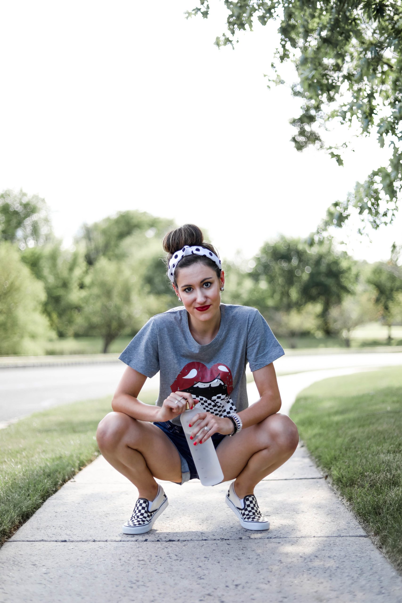 Rolling Stones tongue t-shirt OOTD with American Eagle jean shorts and checkered vans - #AskE Q&A post on Coming Up Roses