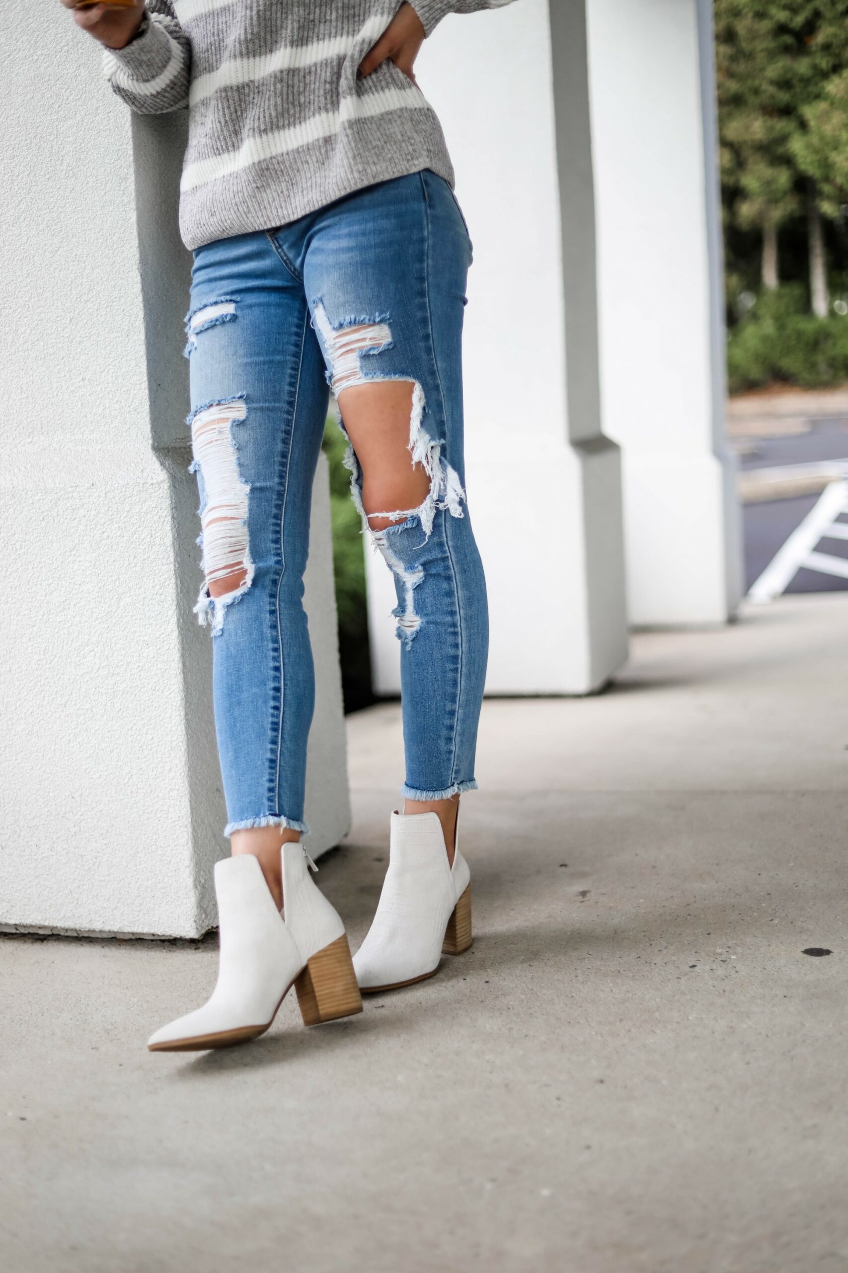 White Steve Madden booties outfit - on Coming Up Roses