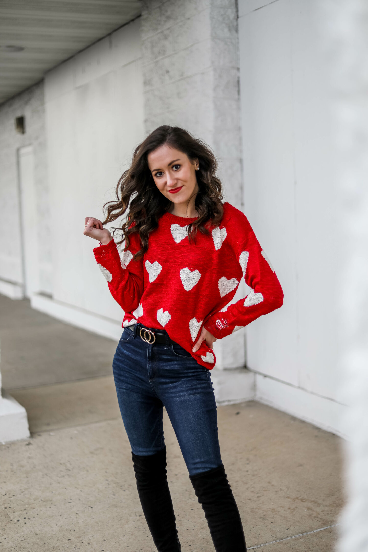 AFFORDABLE VALENTINE'S DAY OUTFIT - #AskE Q&A series on Coming Up Roses