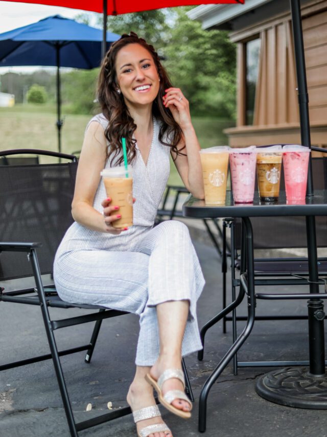 5 Refreshing Starbucks Drinks (+ How to Order Them!)