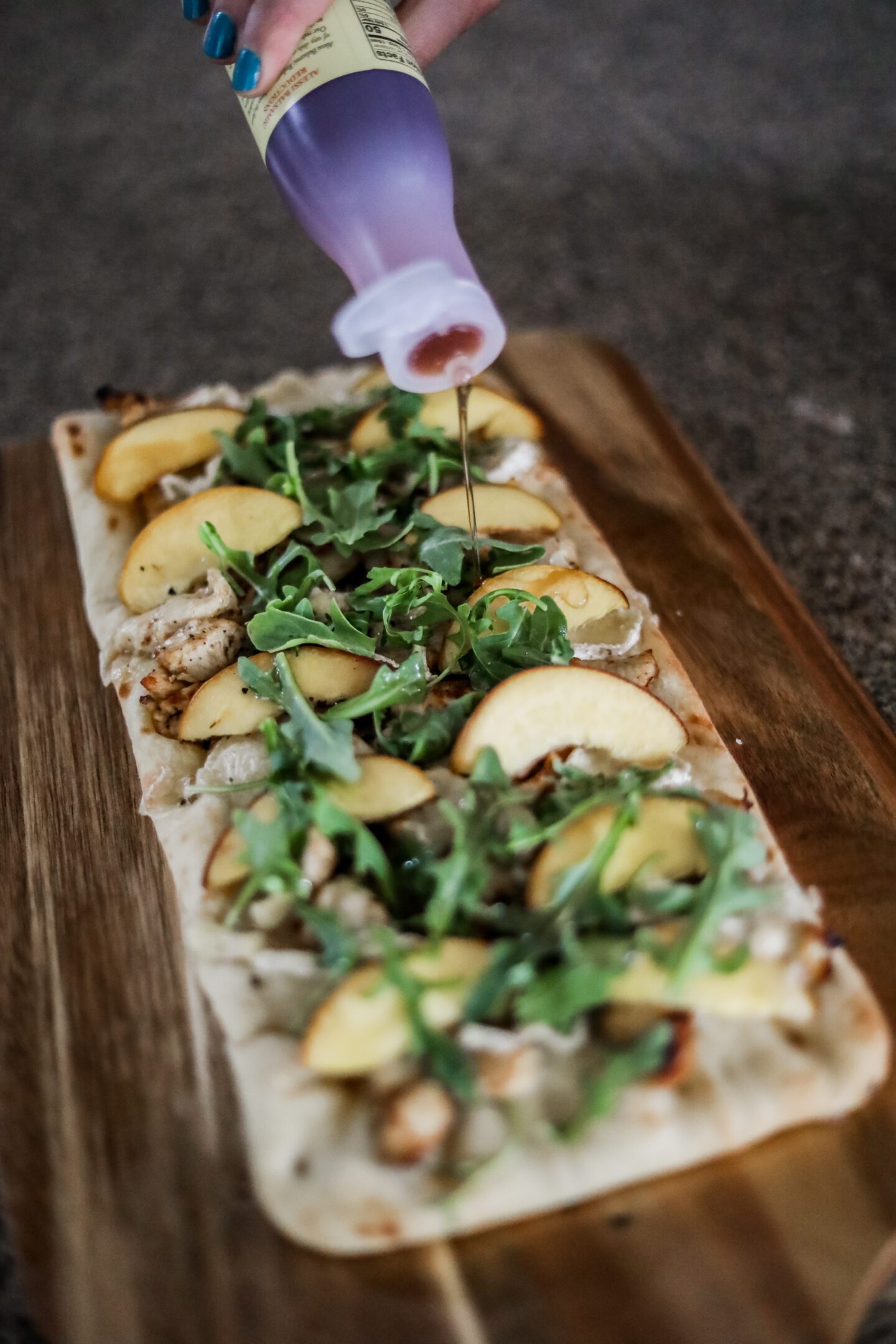 Brie, Nectarine, & Chicken Flatbread - Delicious summer recipe on Coming Up Roses