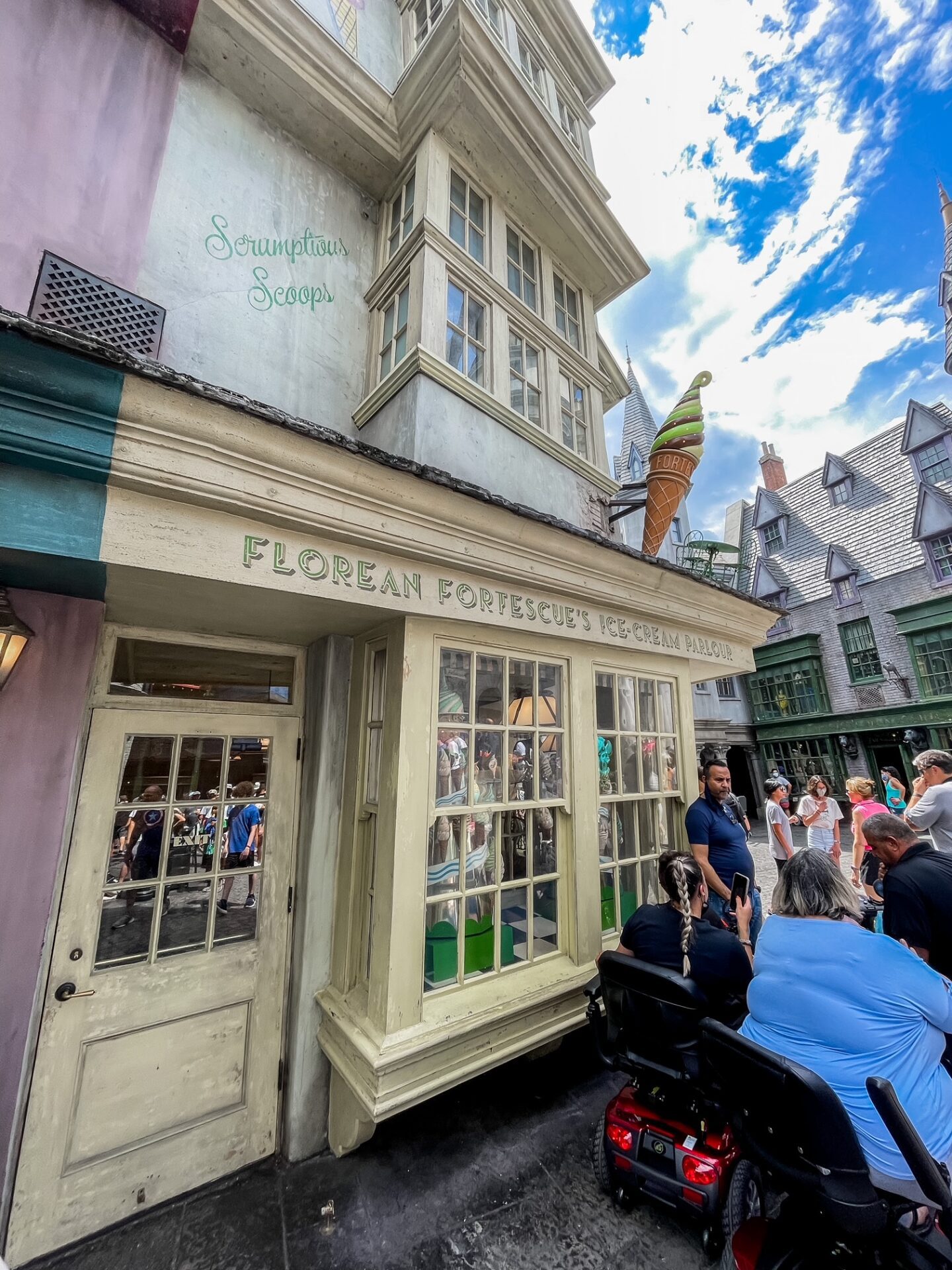Florean Fortescue's Ice Cream Parlour at Harry Potter World Universal Studios Orlando