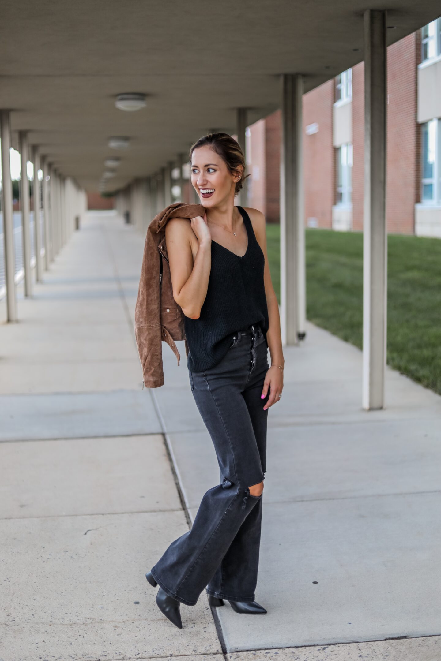 Styling a sweater tank from summer to fall - Transitional outfit idea on Coming Up Roses