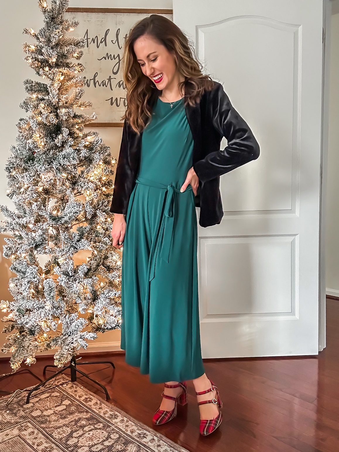 Festive Holiday Outfit Ideas - on Coming Up Roses