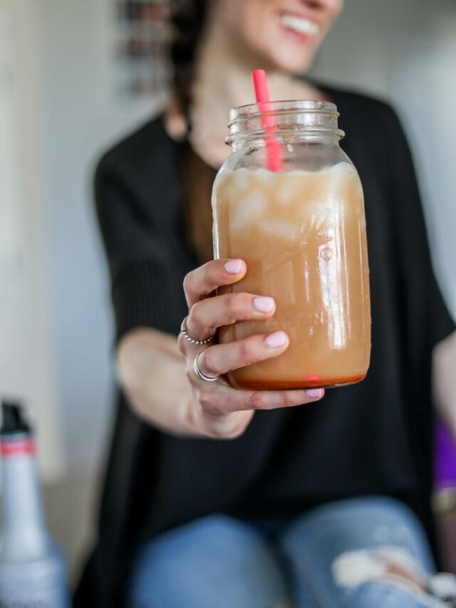 MY HOMEMADE HEALTHIER STARBUCKS DIY GUAVA TEA DRINK