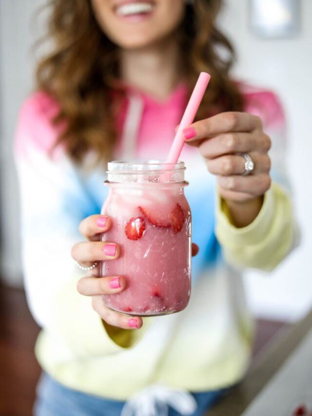 My Homemade Starbucks Pink Drink Recipe