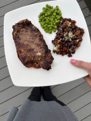 ButcherBox Review + DISCOUNT CODE - COOL SH*T I LOVELOVELOVE, Monthly Favorites on Coming Up Roses