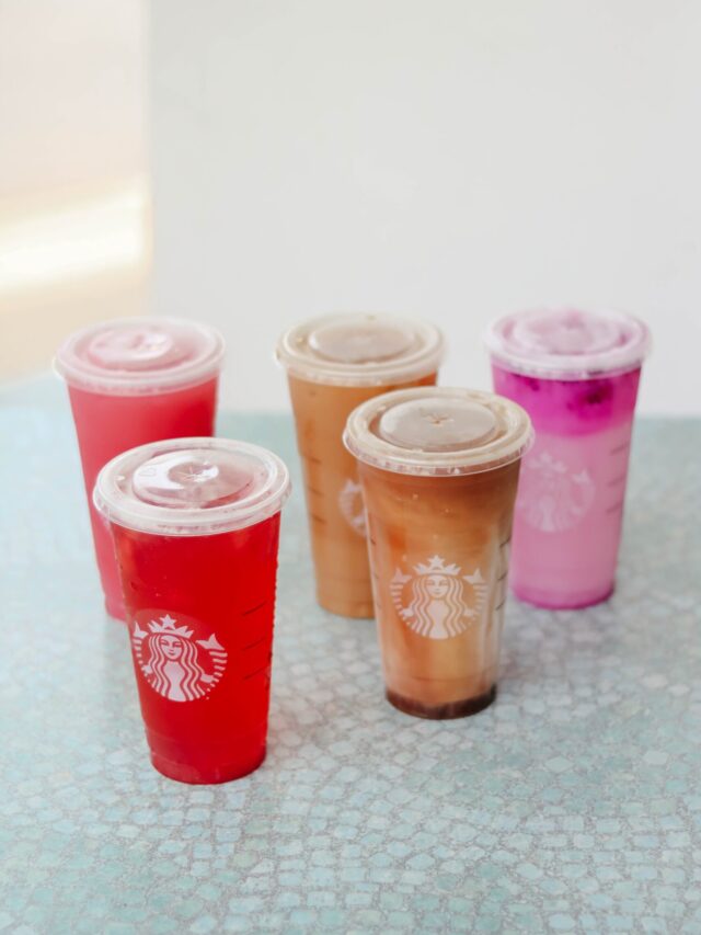 REFRESHING STARBUCKS DRINKS (+ HOW TO ORDER THEM!)